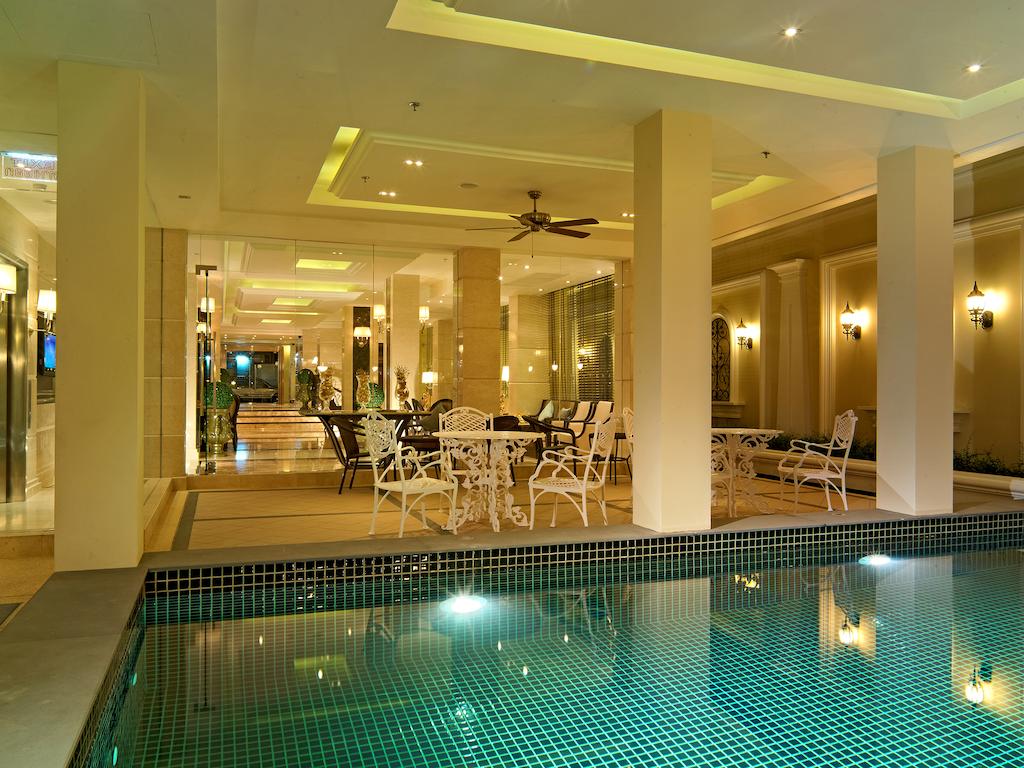 Фото Gulliver's Tavern Hotel