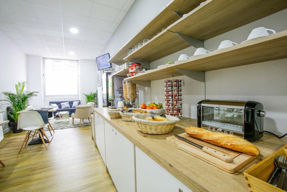 Фото Calm Appart & Hostel