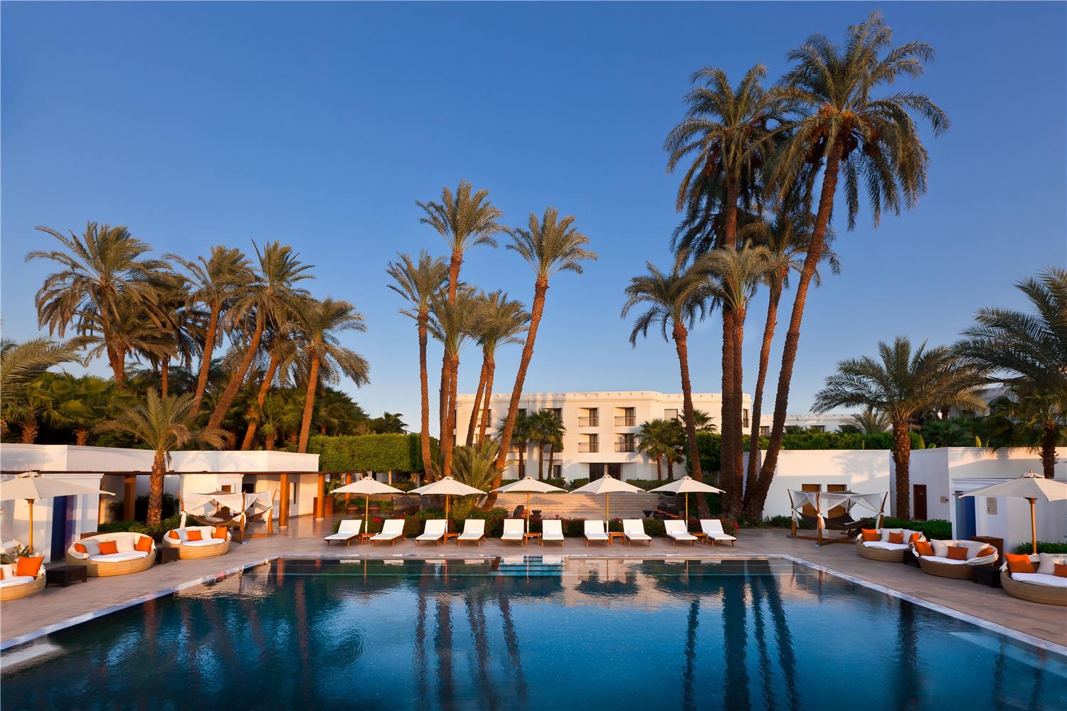 Фото Hilton Luxor Resort & SPA