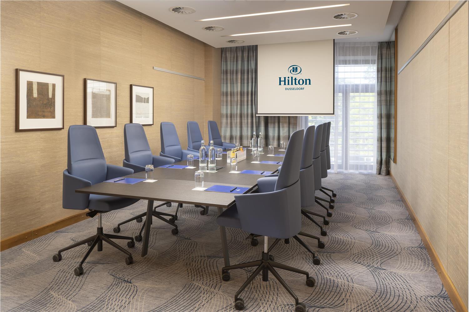 Фото Hilton Düsseldorf