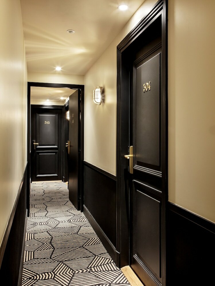 Фото New Hotel Le Voltaire