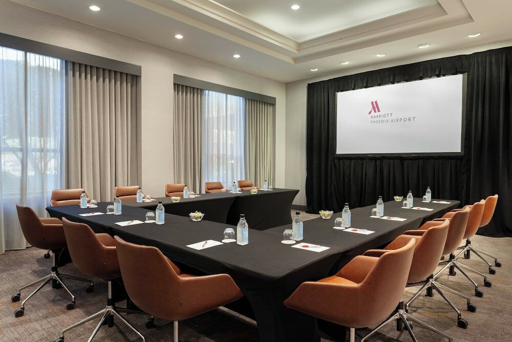 Фото Marriott Phoenix Airport