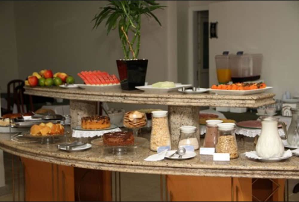 Фото Hotel Itajaí Tur