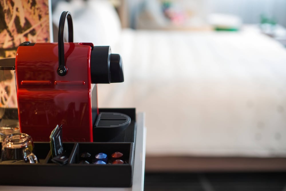 Фото Renaissance Montreal Downtown Hotel