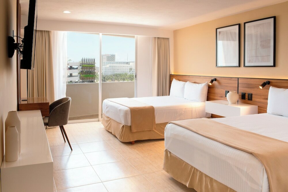 Фото Calypso Hotel Cancun