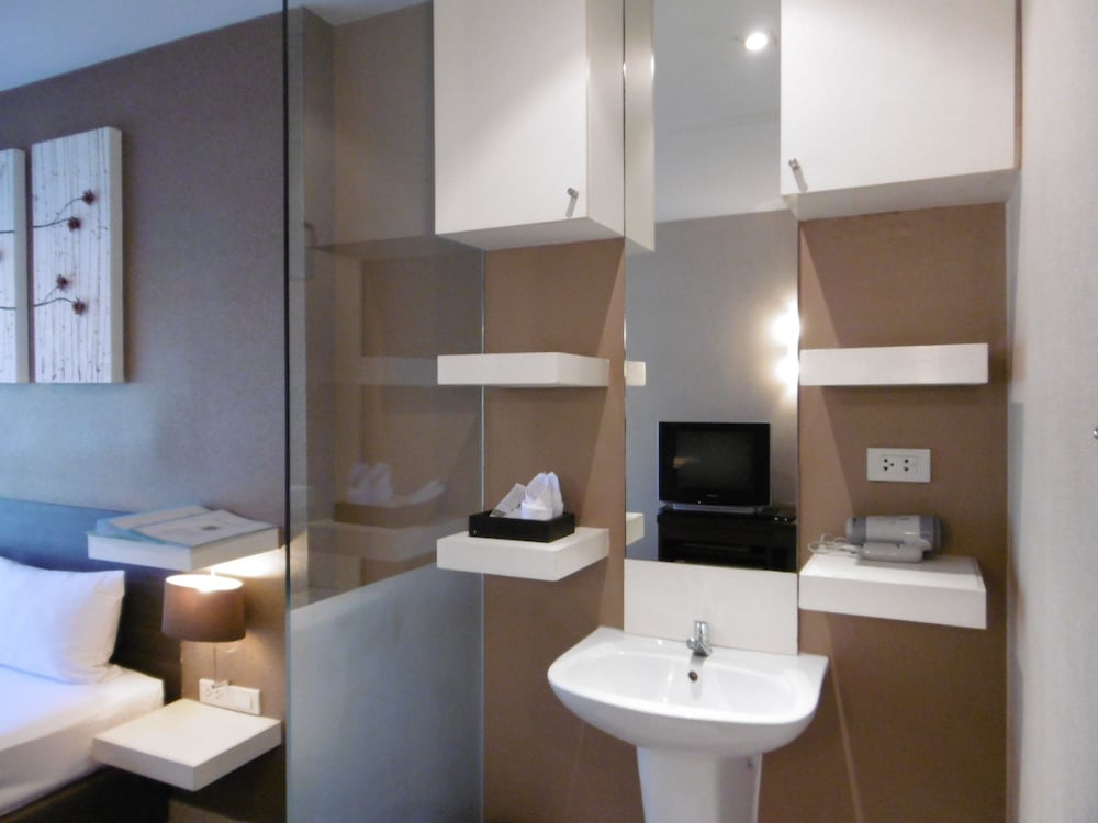 Фото The Green Bells New Petchburi