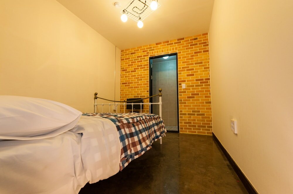 Фото Inno Guesthouse & Bar Hongdae - Hostel