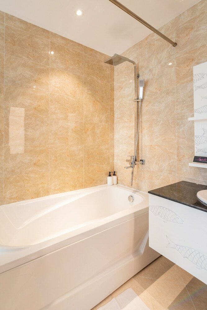 Фото Avanti Boutique Hotel