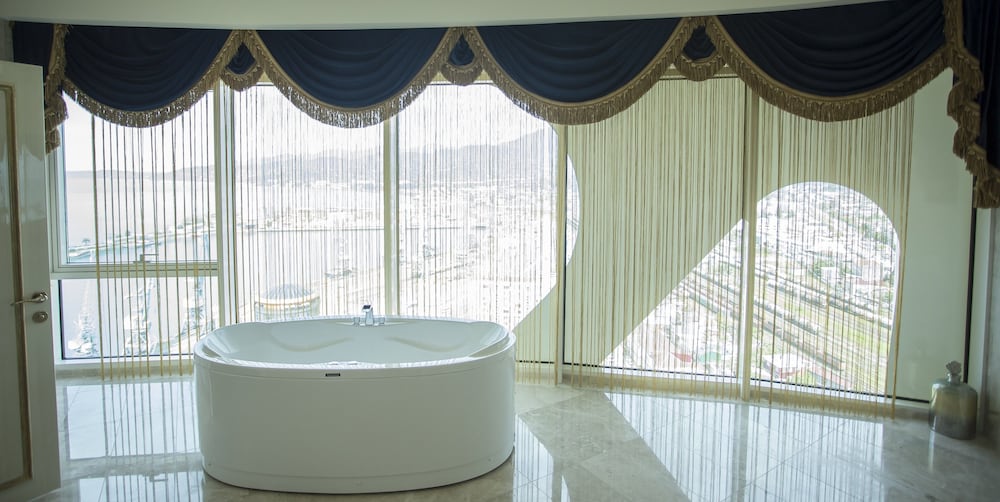 Фото Jrw Welmond Hotel & Casino