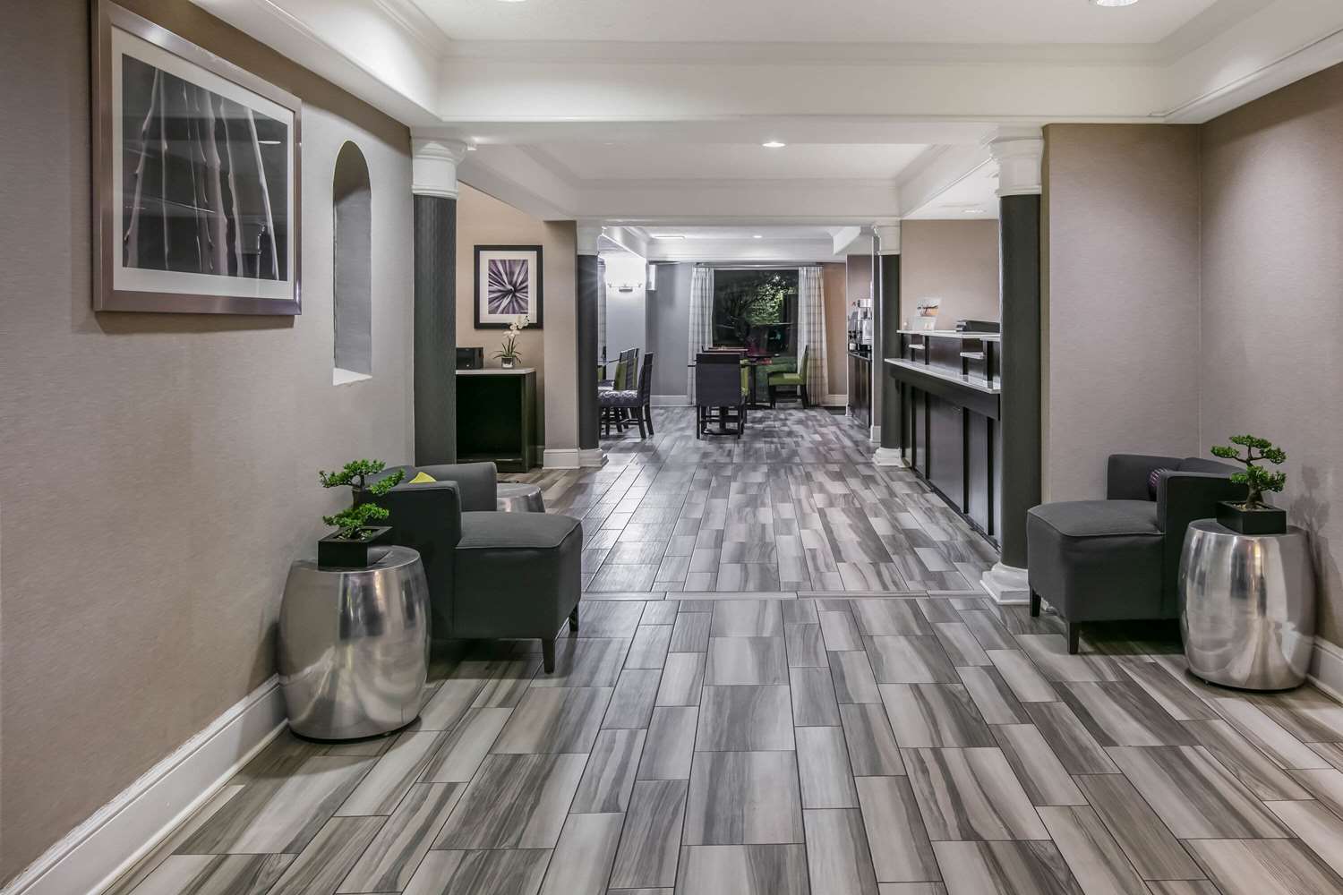 Фото La Quinta Inn by Wyndham Dallas Uptown