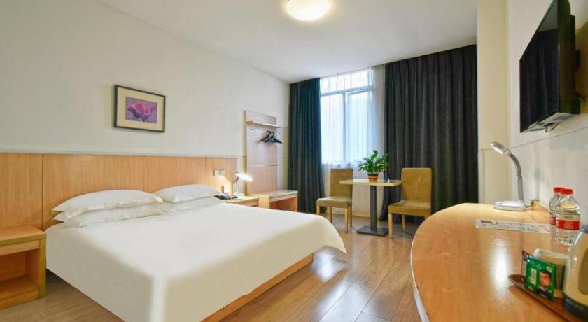 Фото Jingjiang Inn Chongqing Eling Metro Station