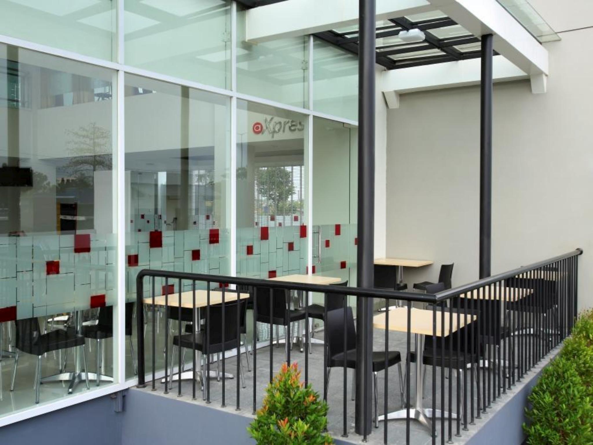 Фото Amaris Hotel Bekasi Barat