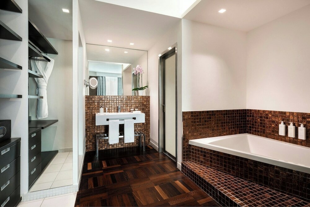 Фото Sina Bernini Bristol