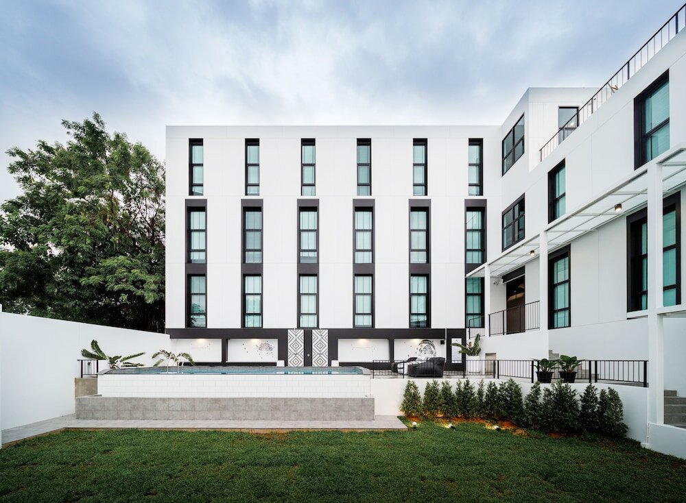 Фото Blu Monkey Hub & Hotel Ranong