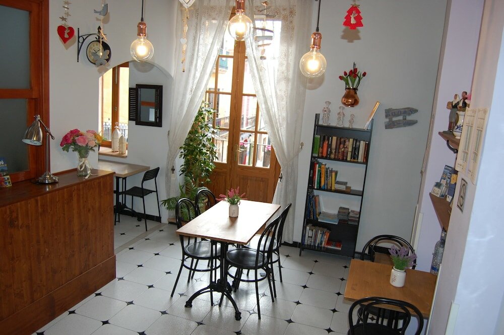 Фото Hostal Ca'n Tiu