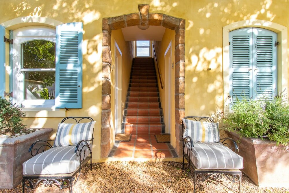 Фото Auberge Burgundy Guest House