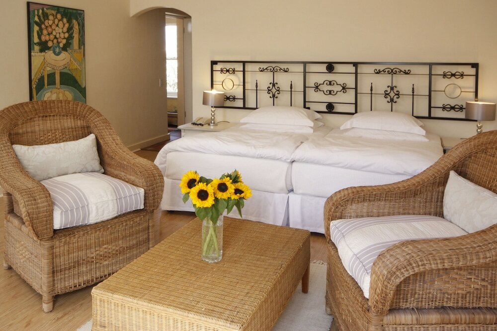 Фото Auberge Burgundy Guest House