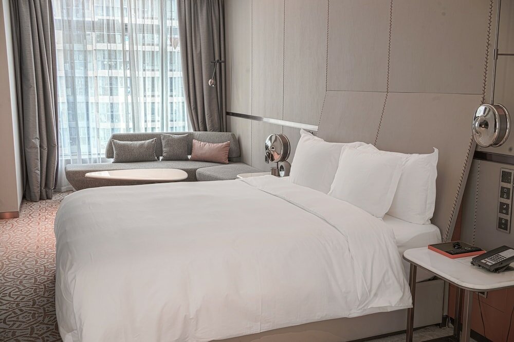 Фото Crowne Plaza Qingdao Jinshui, an Ihg Hotel