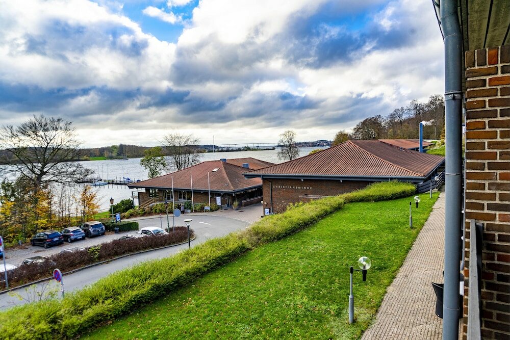 Фото Hotel Christiansminde