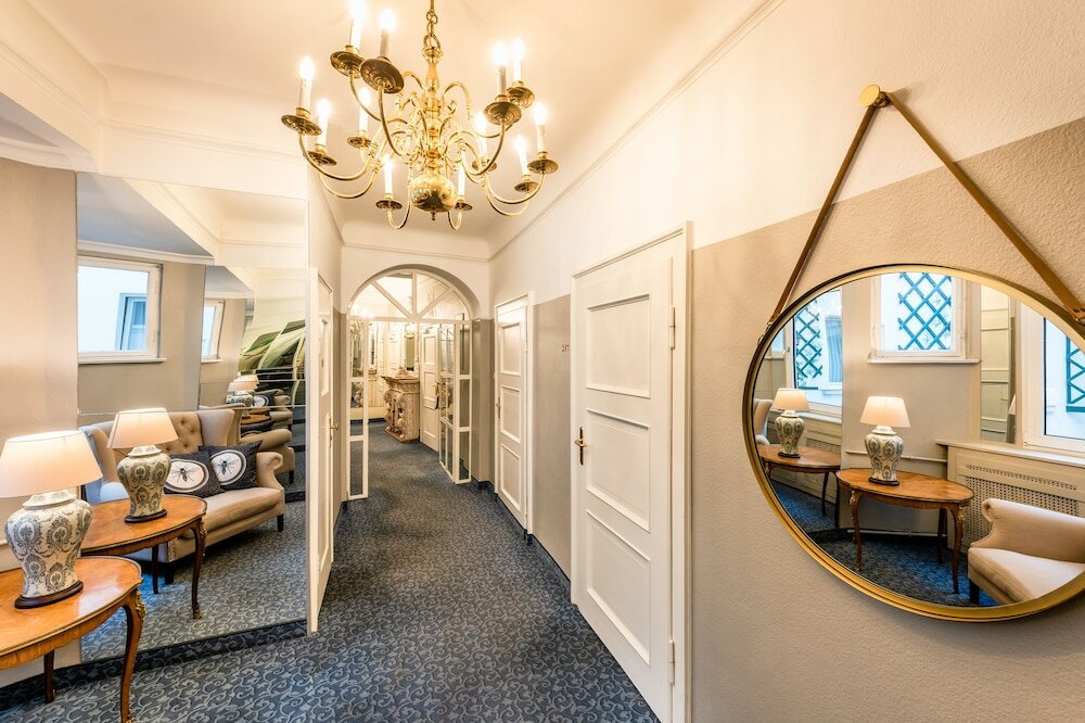 Фото Hotel Würzburger Hof