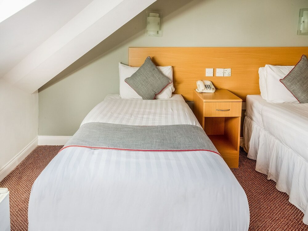 Фото Oyo London Guest House