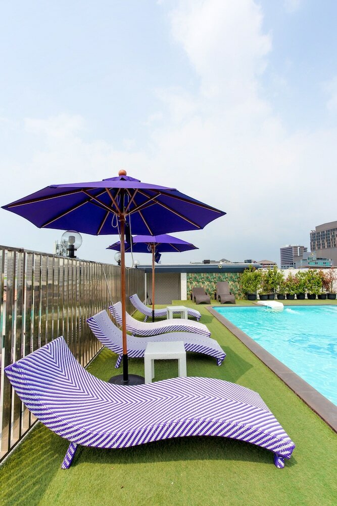 Фото Embryo Hotel