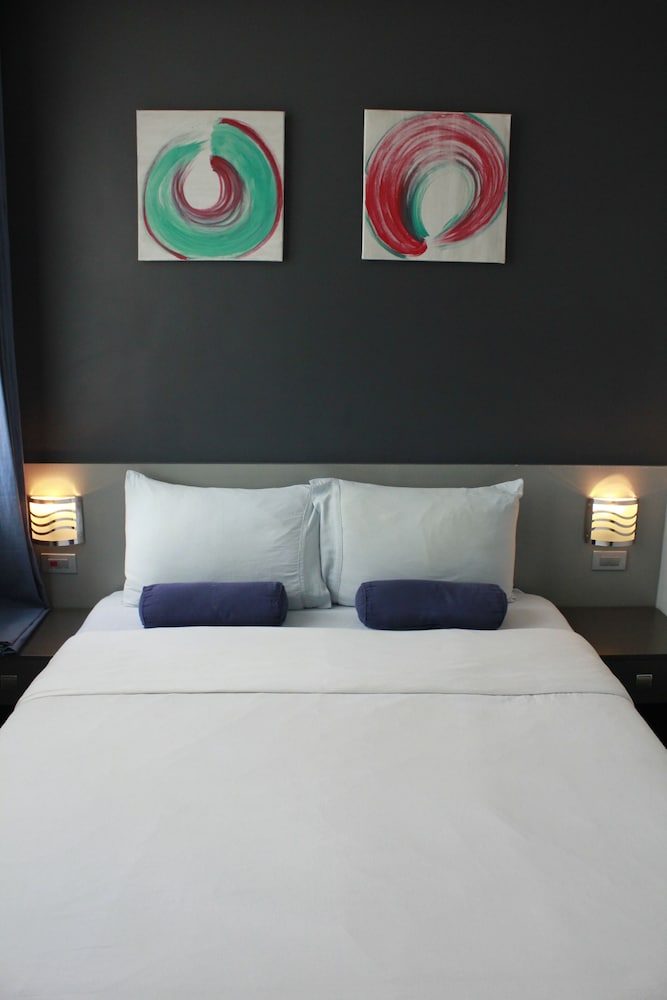 Фото Leez Inn Malate