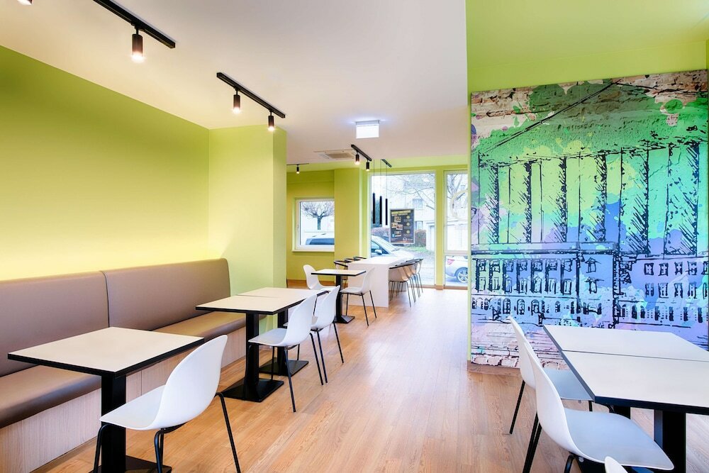 Фото B&b Hotel Kassel-City