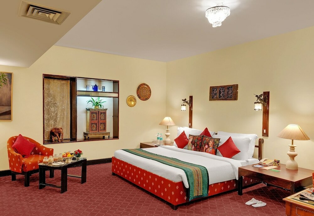 Фото Ambassador Pallava