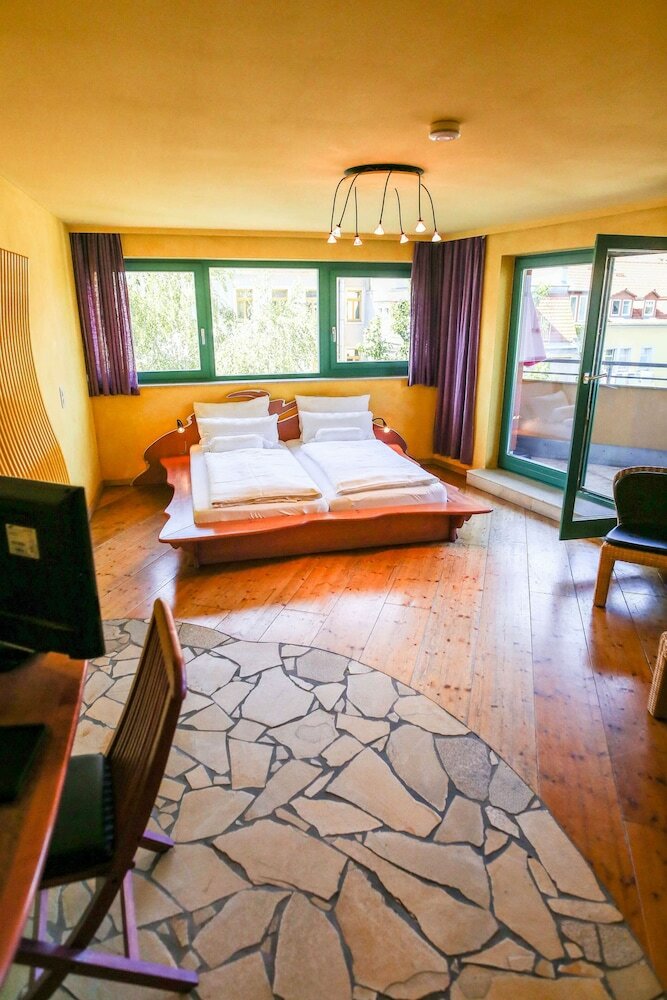 Фото Backstage Hotel