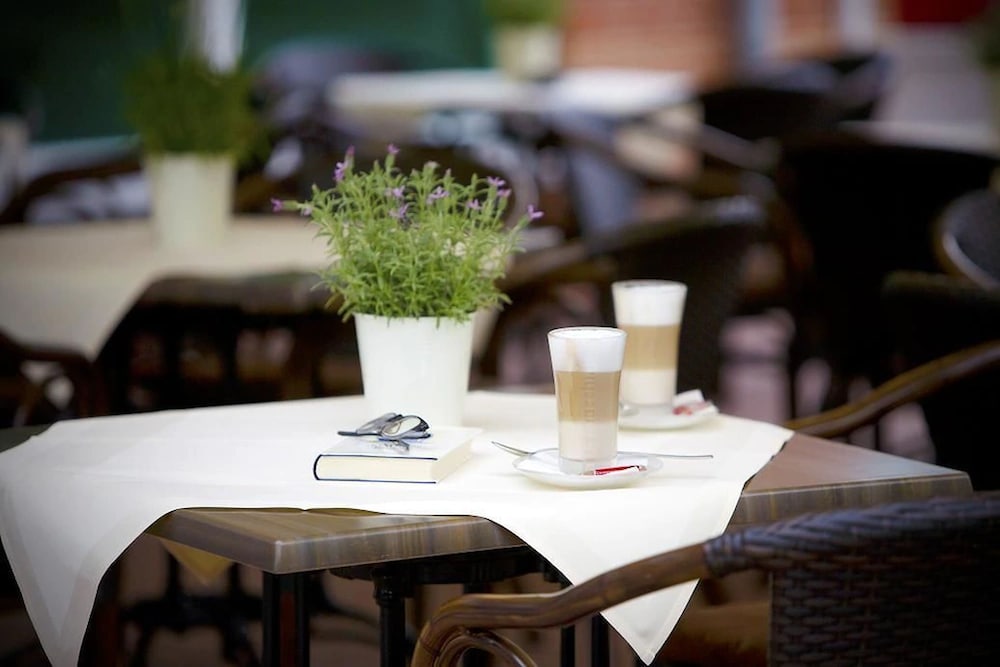 Фото Country Hotel Timmendorfer Strand