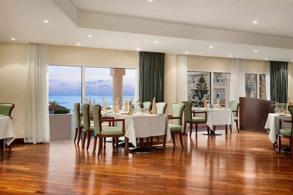 Фото Wyndham Garden Salalah Mirbat