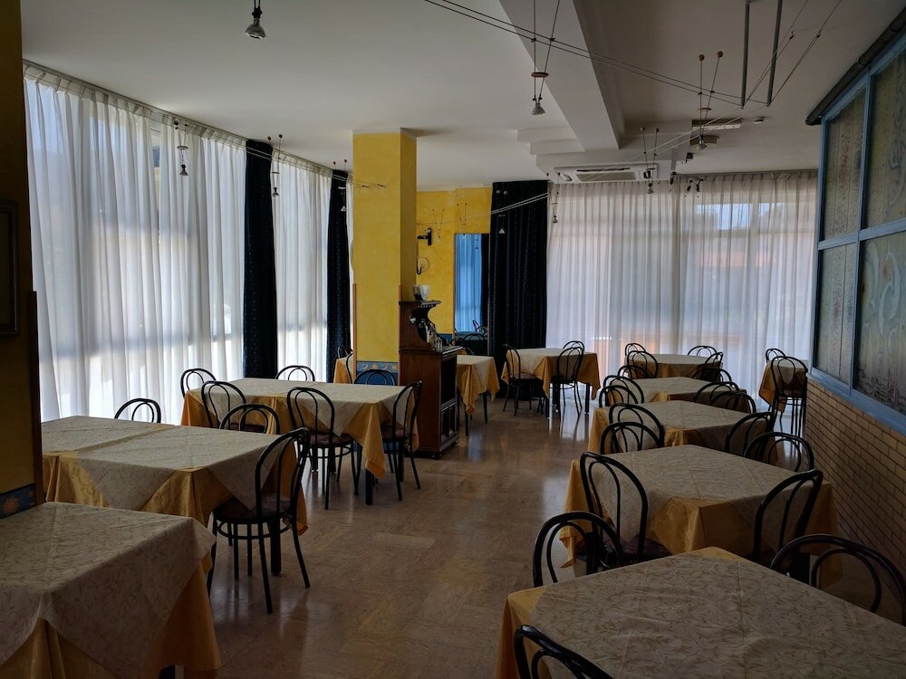 Фото Hotel Arabesco