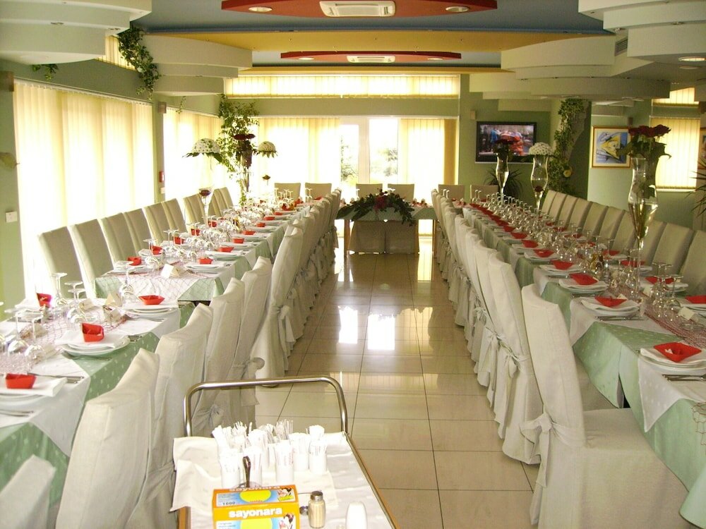 Фото Aparthotel Astoria