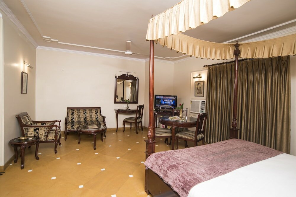 Фото Lmb Hotel