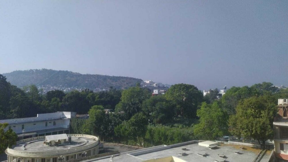 Фото Hotel Vishnupriya