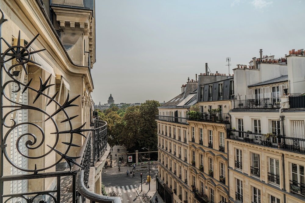 Фото Hôtel Perreyve