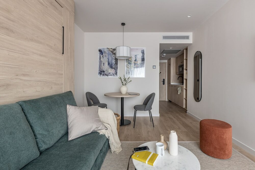 Фото Líbere Madrid Chamberí