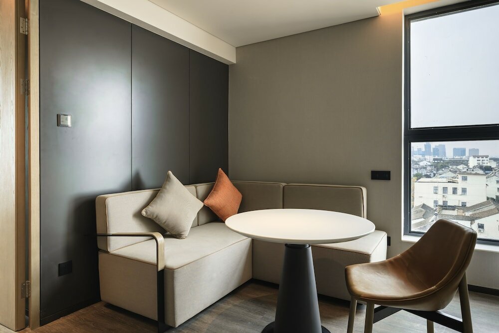 Фото Hanting Hotel Suzhou Guanqian Street Chayuanchang