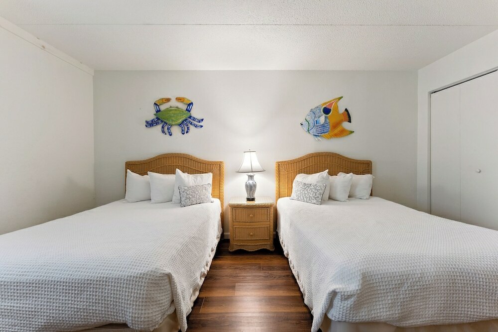 Фото Beachcomber Resort