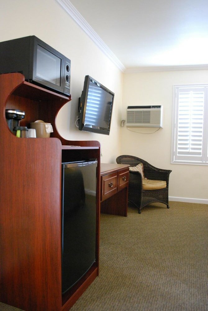 Фото Bella Capri Inn