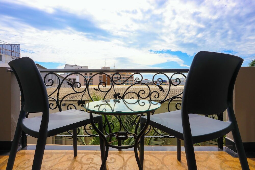 Фото Land Royal Residence Pattaya