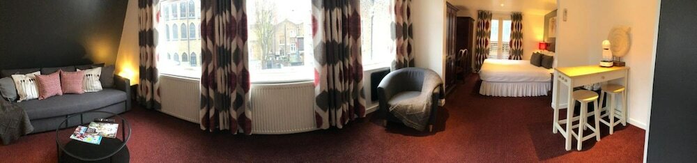 Фото Berjaya Eden Park London Hotel