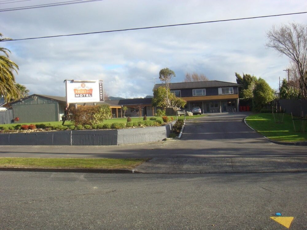 Фото Bristol Motel