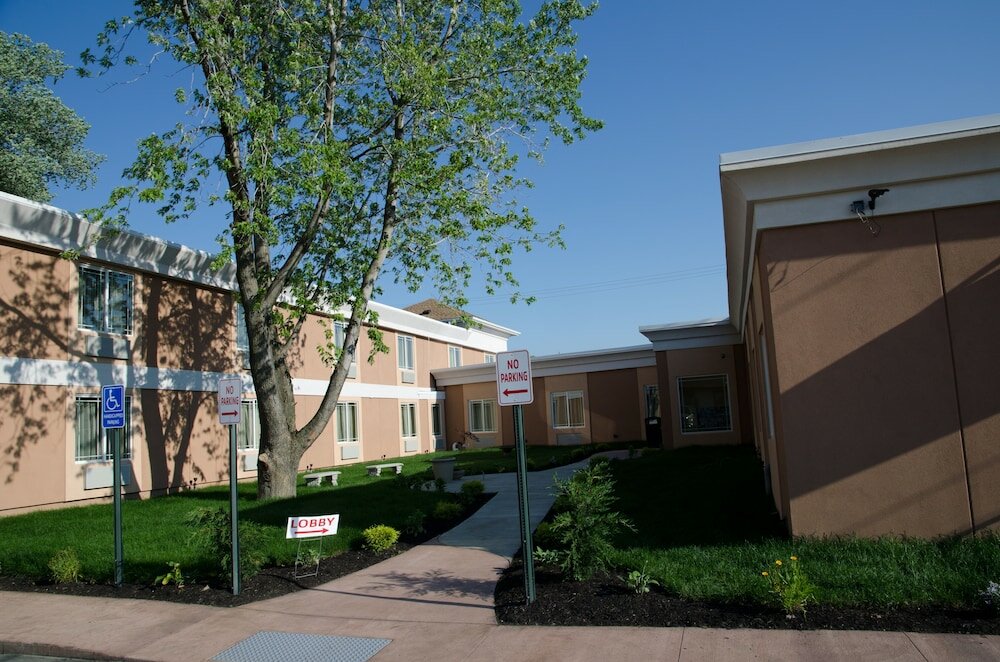 Фото AAshram Hotel by Niagara River