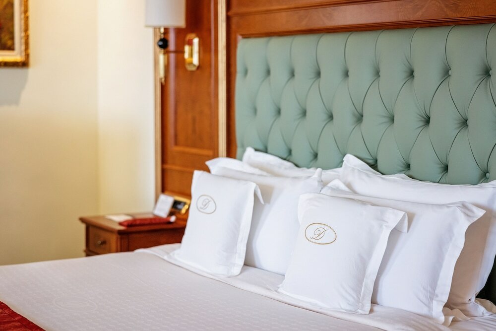 Фото Swiss Diamond Hotel Prishtina