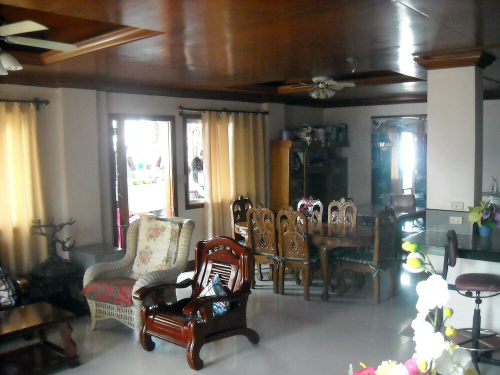 Фото Cebu Guest Inn