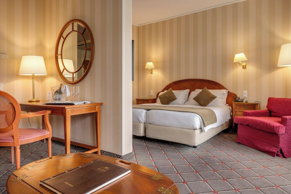 Фото Hotel De La Paix