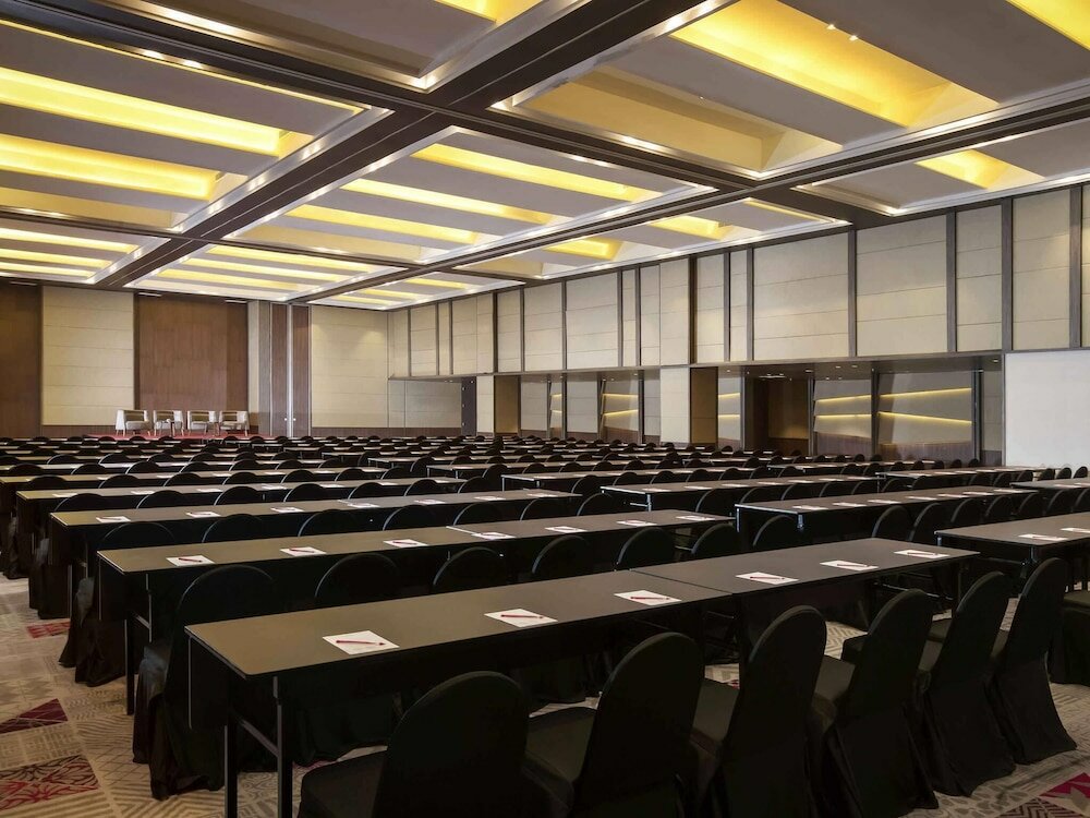 Фото Novotel Makassar Grand Shayla