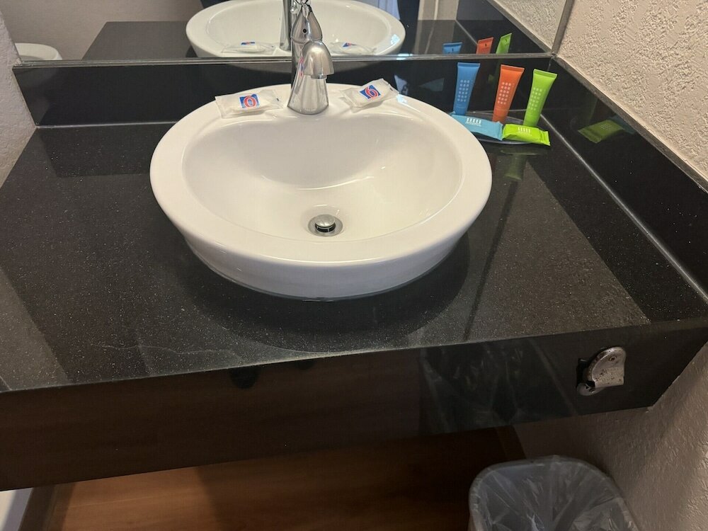 Фото Motel 6 Stanton